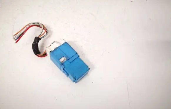Nissan Almera Tino Other relay 252309F920