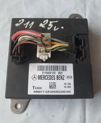 Mercedes-Benz E W211 Comfort/convenience module 2115452132