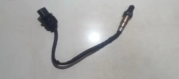 BMW 5 E60 E61 Lambda probe sensor 0281004079 7804369-01
