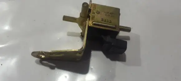 Audi A4 S4 B5 8D Turbo solenoid valve