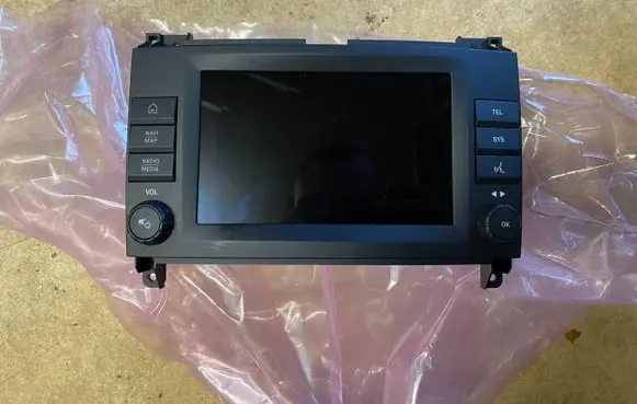 Mercedes-Benz V Class W447 Radio/CD/DVD/GPS head unit A4479008719 A4479019407