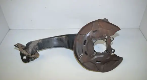 BMW 2 F45 Rear wheel hub 8842880 33308842880 33306898964