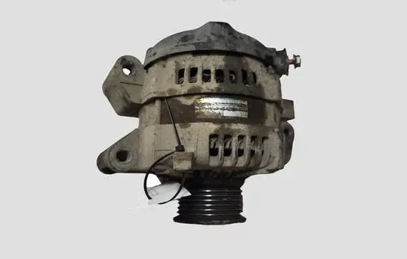 Toyota Corolla Verso E121 Generator/alternator 2706006021