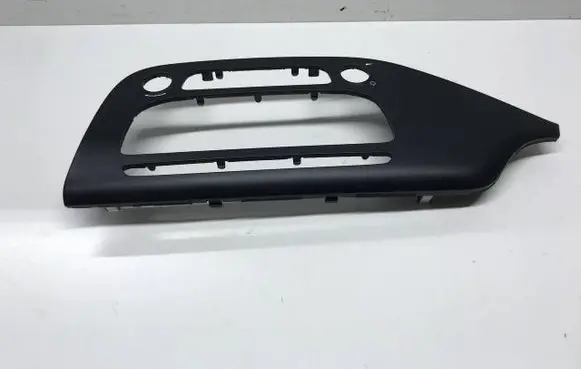 KIA Ceed Radio/GPS head unit trim 84740A2000