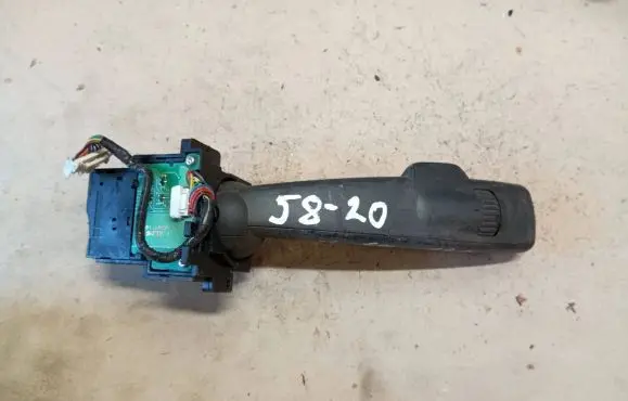 Volvo V60 Indicator stalk 31334647
