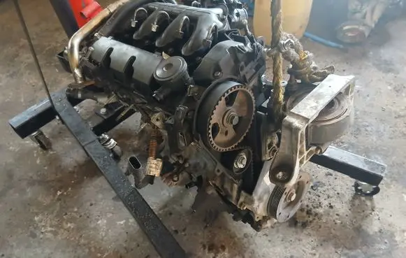 Volvo S40 Engine 6901252 4021727 D4204T