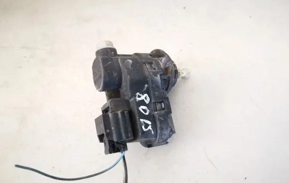 Headlight level adjustment motor