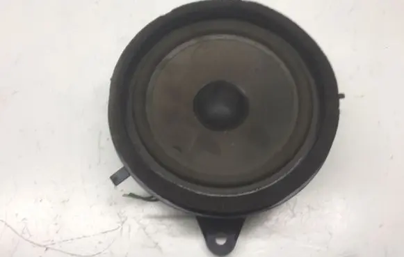 Volvo S70 V70 V70 XC Front door speaker 3533620 1034798W47