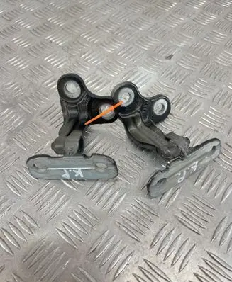 Jaguar XE Front door hinge set CPLA228A65AD COLA228A67AC
