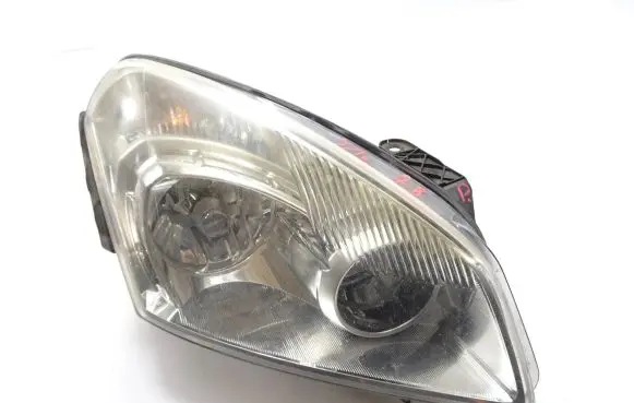 Nissan Qashqai Headlight/headlamp