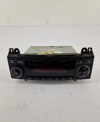 Mercedes-Benz B W245 Radio/CD/DVD/GPS head unit A1698200486