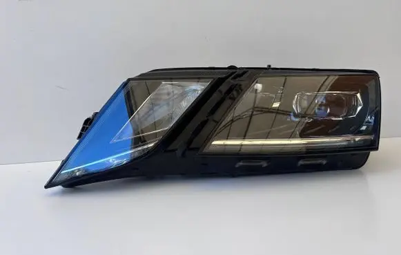 Skoda Octavia Mk3 (5E) Headlight/headlamp 5E1941015D