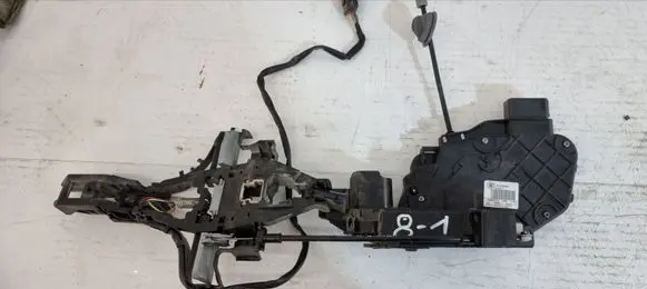 Volvo XC70 Rear door lock 31253680
