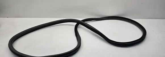 Peugeot 508 Front door rubber seal 