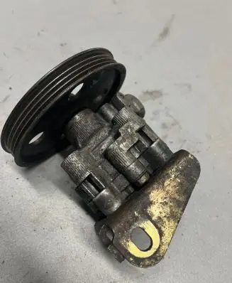 Power steering pump