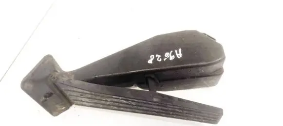 BMW 1 E81 E87 Accelerator throttle pedal 3542677093501 35426770935-01