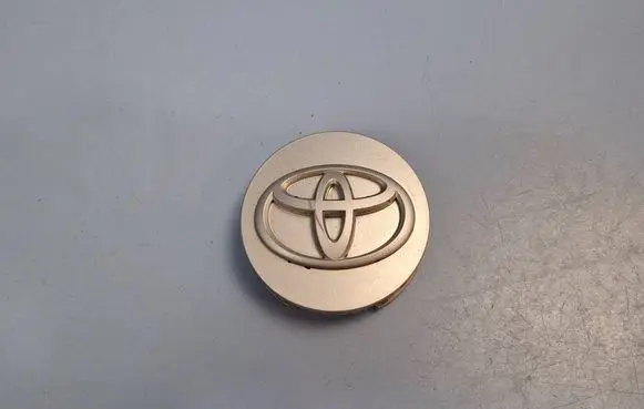 Toyota Auris E180 Original wheel cap 4260312760
