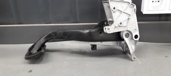 BMW 3 E90 E91 Brake pedal 423224-03