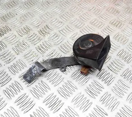 Land Rover Discovery 3 - LR3 Horn signal AM80SE355306 E30055306