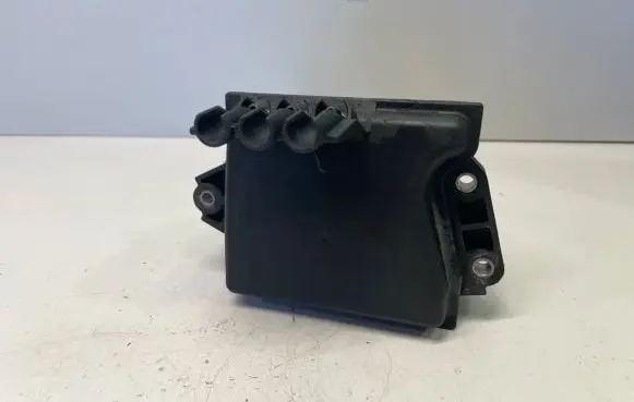 Mercedes-Benz Sprinter W906 Vacuum air tank A6510700768