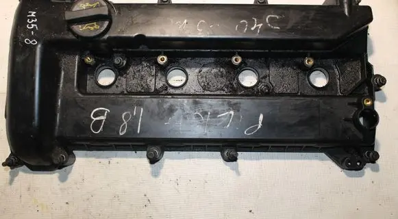 Volvo S40 Rocker cam cover 4M5G8K272