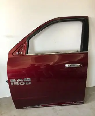 Dodge RAM 1500 DS Front door 