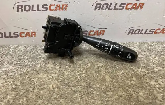 Toyota Corolla E120 E130 Wiper control stalk 173647 173680