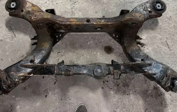Chrysler 300 - 300C Rear subframe 