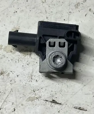 BMW X3 F25 Airbag deployment crash/impact sensor 03792 121025 9224177