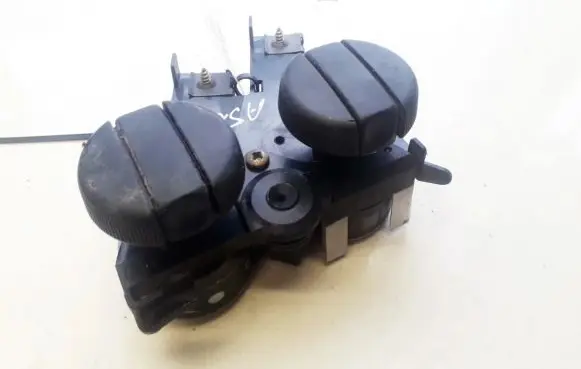 Ford Fiesta Climate control unit 84FG18K309AC
