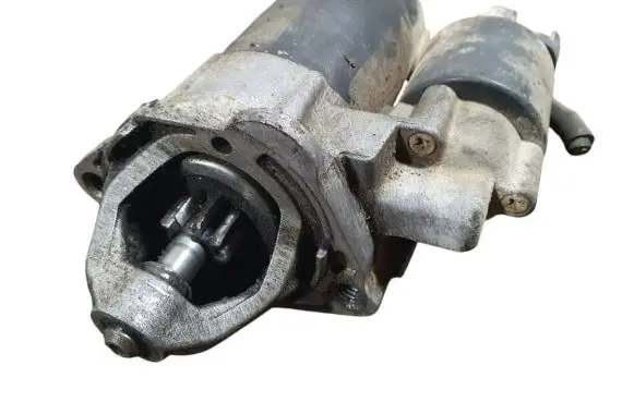 Audi A4 S4 B5 8D Starter motor 058911023D