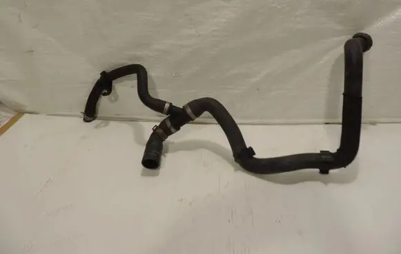 Ford Kuga II Engine coolant pipe/hose FV418286AG