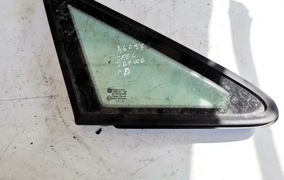 Opel Zafira A Front triangle window/glass 004367917