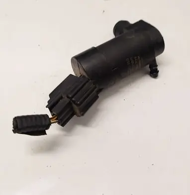 Volvo S40 Windscreen/windshield washer pump E13021168