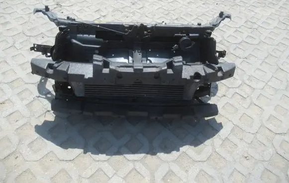 Nissan Qashqai+2 Front bodywork piece 