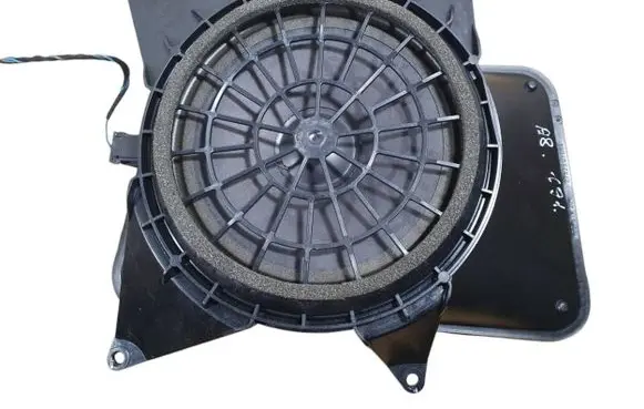 Audi A8 S8 D3 4E Subwoofer speaker 4E003541201S