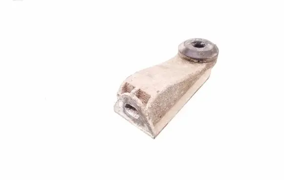 Radiator mount bracket