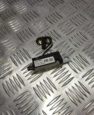 Opel Insignia A Antenna control unit 421251063 13327069
