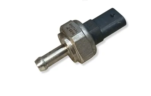 BMW 4 F32 F33 Exhaust gas pressure sensor 8507634
