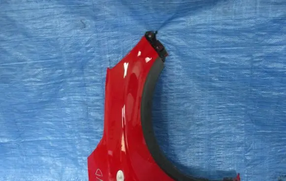 Suzuki Ignis Fender