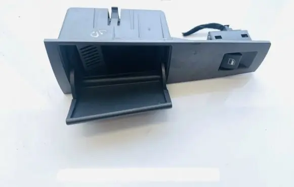 BMW 7 E65 E66 Car ashtray 7024490 100014838