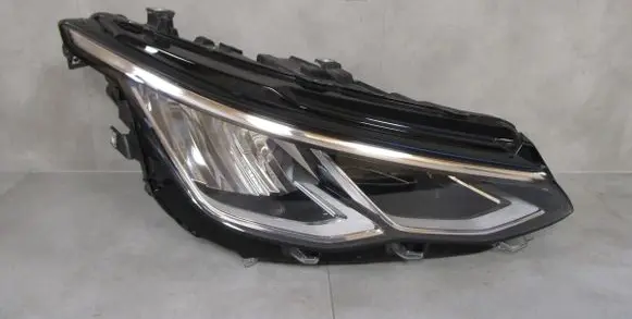 Volkswagen Golf VIII Headlight/headlamp 5H1941006 9001VR4AA0D2 90150891