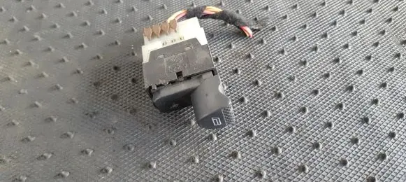 Fiat Marea Electric window control switch A223
