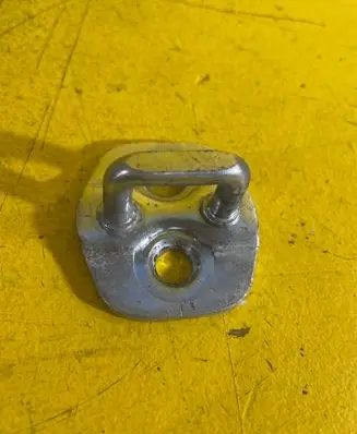 Nissan X-Trail T30 Rear door lock loop/hook striker 