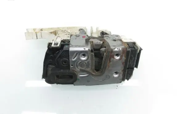 Mercedes-Benz Sprinter W906 Rear door lock 9067400835