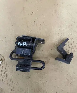 Audi A6 S6 C6 4F Rear door hinge set 