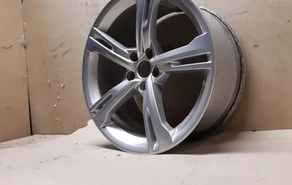 Audi A4 S4 B9 R19 alloy rim 8W0071499