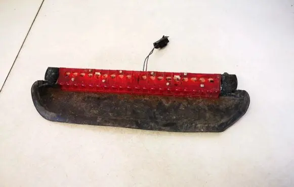 BMW 3 E90 E91 Third/center stoplight 479011