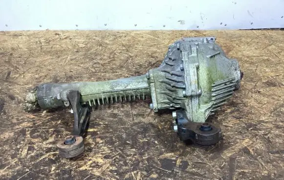 Toyota Land Cruiser (J200) Rear differential 376N2 10615 01330