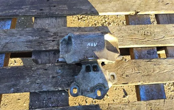 Man TGE 1gen Engine mount bracket 326F48 26023